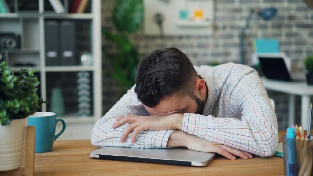 pexels-silverkblack-22046203-1024x576 Guia Completo para Organizar Suas Finanças Pessoais em 2024: Passo a Passo para Estabilidade Financeira